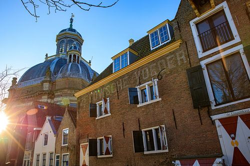 Oosterkerk in Middelburg (Nederland) bij ochtendlicht