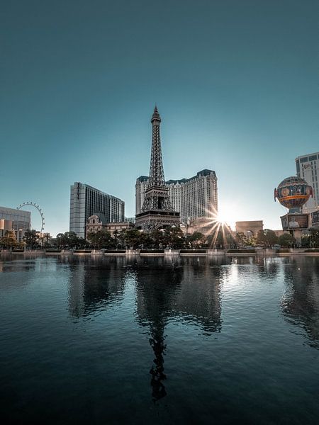 Las Vegas by Hello Pompoyo