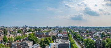 Panoramisch uitzicht over Amsterdam vanaf de Westerkerk toren