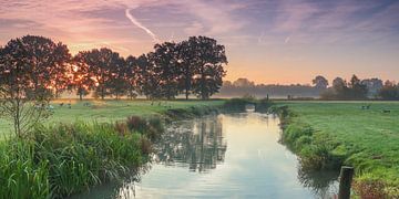 Sunrise over the meadows of the Kromme Rijn