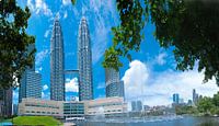 Petronas Towers Kualala Lumpur von Roland de Zeeuw fotografie Miniaturansicht