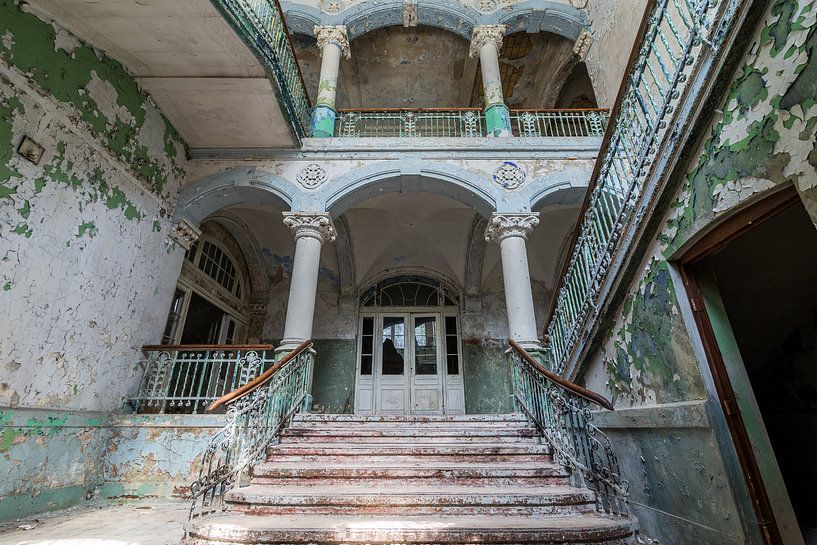 Royal Staircase van Oscar Beins