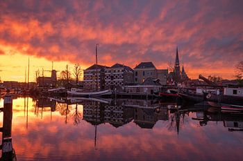 Sonnenuntergang im Hafen von Gouda