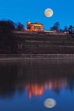 Lingnerschloss Castle van Gunter Kirsch
