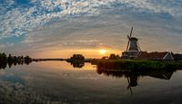 Sunset over mill "De Rat" located on the Geeuw in IJlst by Wout Kok thumbnail