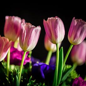 Tulips Bouquet van Delano Gonsalves