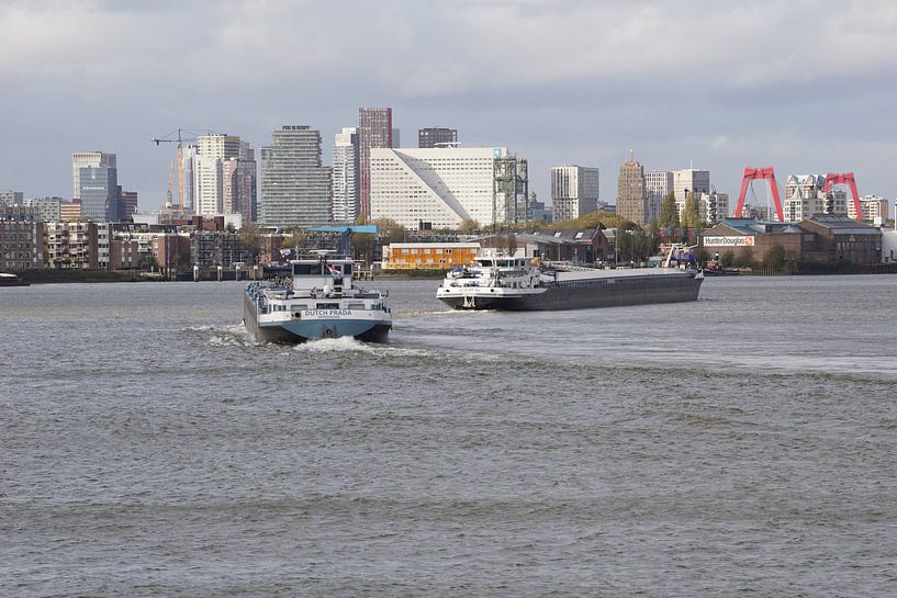 Lastkähne in Rotterdam von Travelled4u