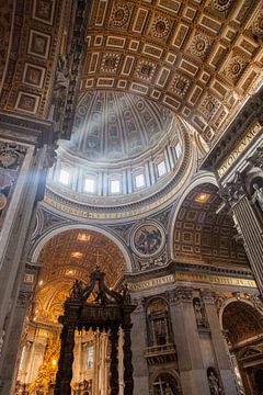 Dôme de la basilique Saint-Pierre à Rome, Italie sur Joost Adriaanse