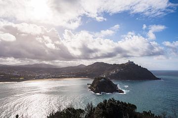 City and beach views of San Sebastian