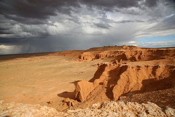 Flaming Cliffs van Rob Hansum