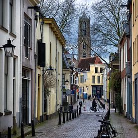 Domtoren Utrecht vanuit de Korte Lauwerstraat sur Patrick van den Hurk