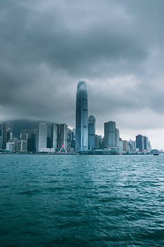 Wolken boven Hong Kong Island van Quinten van Hoffe