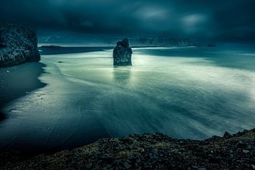 IJsland in the dark van Andy Luberti
