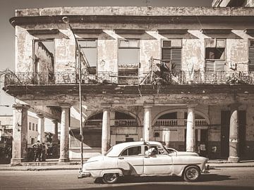 voiture américaine classique à La Havane, Cuba