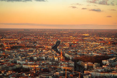 Zonsondergang over Berlijn vanaf de TV-toren