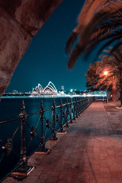 Sydney by Hello Pompoyo