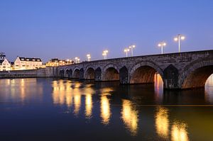 Sint-Servaas-Brücke über die Maas in Maastricht von Merijn van der Vliet