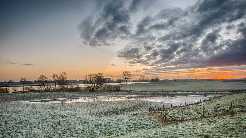 winterse maas by Jan Heijmans