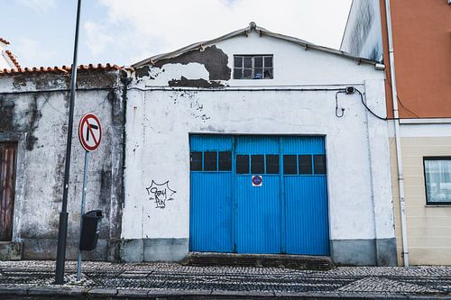 Blue garage doors in Aveiro Portugal