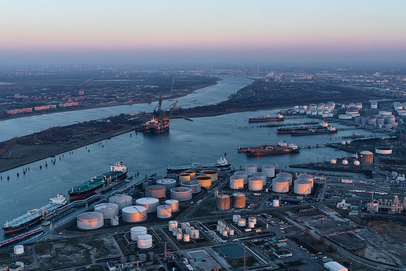 Port of Rotterdam von Luc Buthker