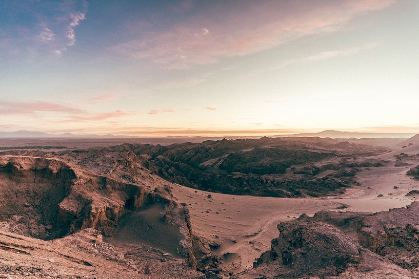 Sonnenuntergang im Valle de la Luna in Chile von Shanti Hesse