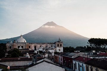 Beautiful Antigua by Joep Gräber