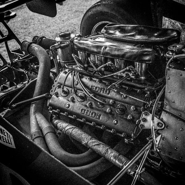 V8 by Michiel Mulder