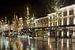 Sfeervol verlicht plein tijdens de nacht in het centrum van Goes van Gert van Santen