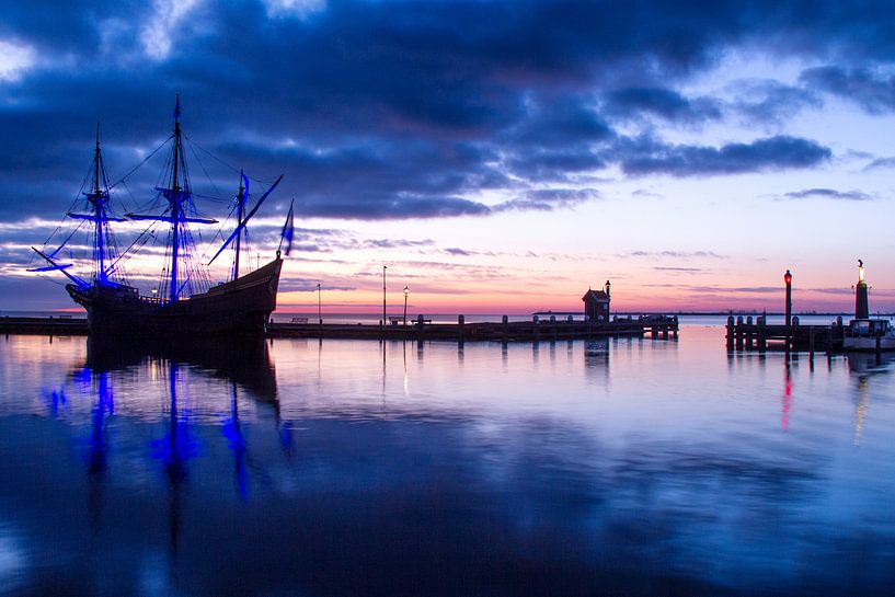 VOC ship the Halve Maen before sunrise in the port of Volendam by Marianne Klok