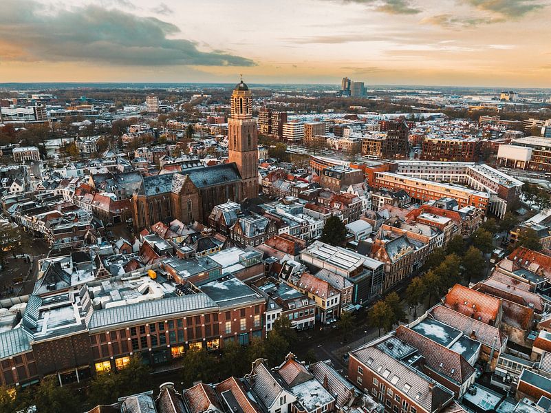 Zwolse binnenstad tijdens een koude winterochtend van Sjoerd van der Wal Fotografie