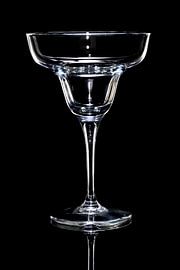 Glaswerk op zwart van Frank Janssen