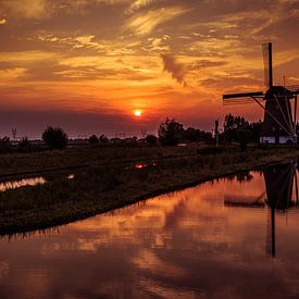 Windmühle bei Sonnenuntergang von jody ferron