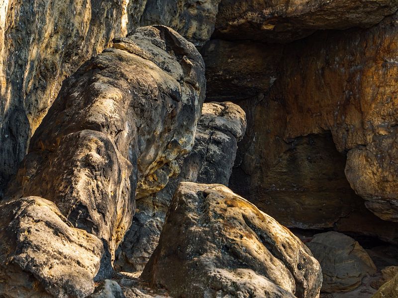 Pechofenstein, Sächsische Schweiz - Felsterrasse und Felswand von Pixelwerk