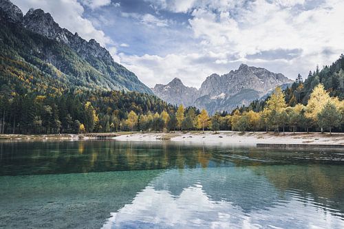 Lac Jasna en automne - Jezero Jasna, Slovénie