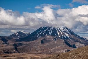 Mount Ngauruhoe in Tongariro National Park, Nieuw Zeeland