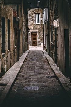 Malerische Gasse in Frankreich