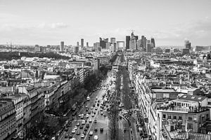 Looking at La Défense (2) - from the Arc d'Triomphe sur Rob van der Pijll