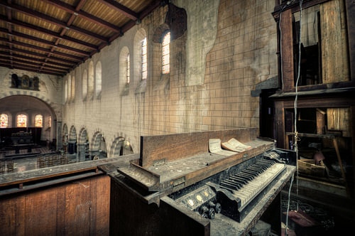 Urbex - Kirche des Raben