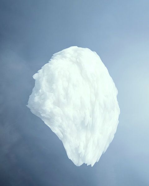 Heavy clouds by Esther van Beek