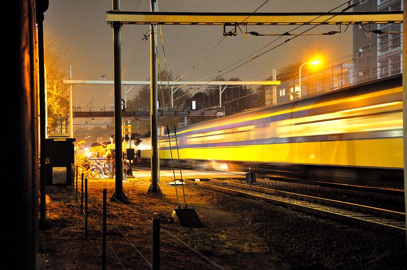 The night train by Kor Brouwer