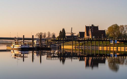 Vroege ochtend aan de IJssel bij Deventer