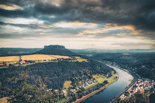 Uitzicht vanaf vesting Königstein over de Elbe