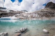 Ice cold mountain lake in Austria by Pieter Bezuijen thumbnail
