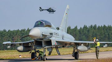 Tweezits Eurofighter Typhoon van de Luftwaffe. van Jaap van den Berg