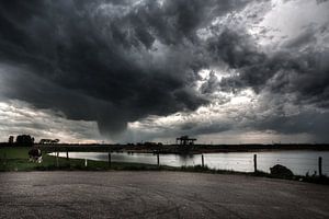 Rain funnel