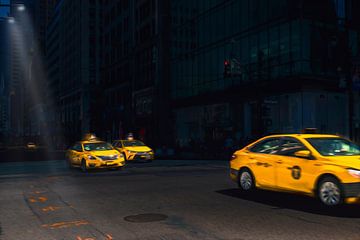 NYC taxi by Nannie van der Wal