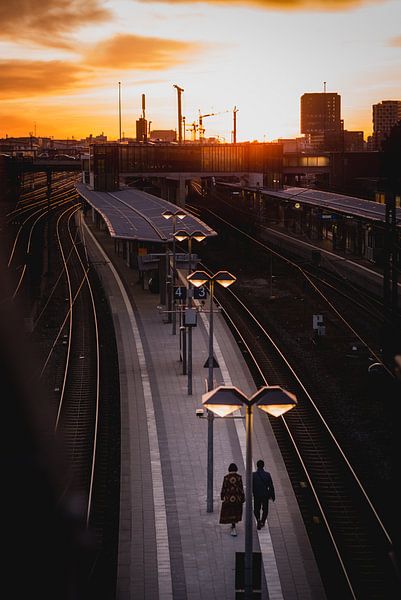 Zonsondergang treinstation van LUDWIGSTREET