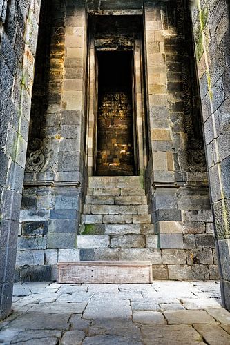 Candi Sewu, the breath of ancient Buddhism