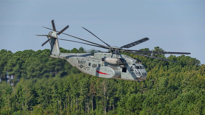 Sikorsky MH-53E Sea Dragon de la marine américaine. par Jaap van den Berg