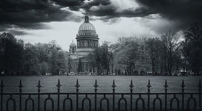 St Isaac's Cathedral - St Petersburg by Rene van Heerdt